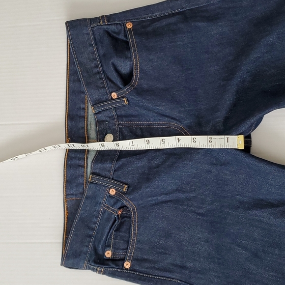 Levi's 501 Jeans Dark Wash Buttonfly - Picture 7 of 13